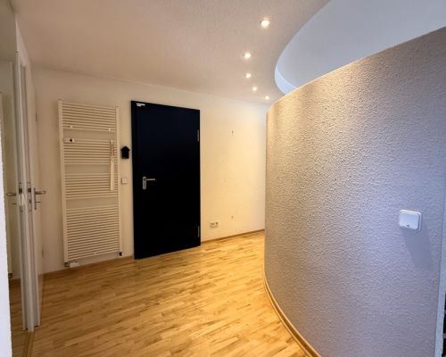 8 Eingangsbereich Ansicht 2