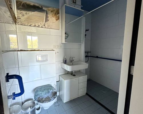 Badezimmer 2