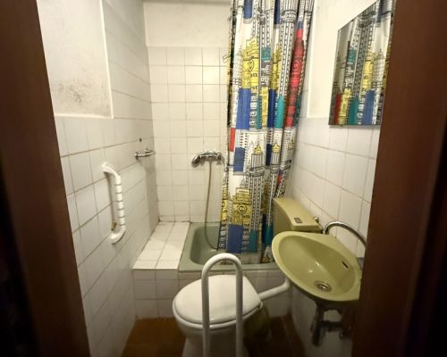 25 Badezimmer 3