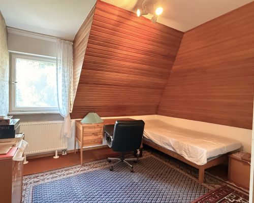 18 Schlafzimmer 1