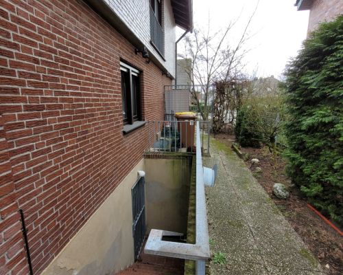 6 Seitenansicht mit Kelleraußentreppe