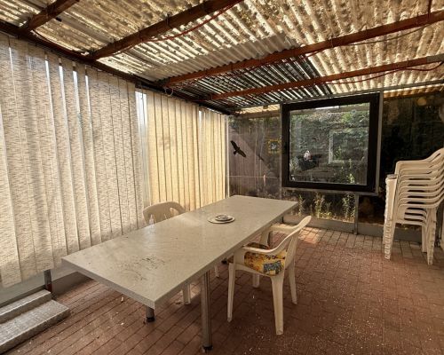 19 überdachte Terrasse