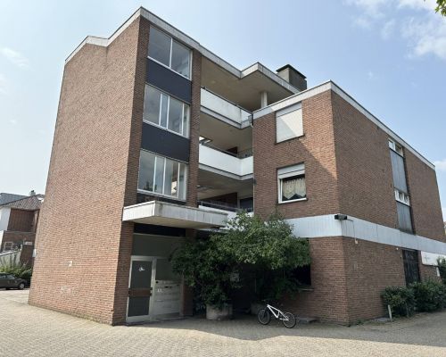 Ansicht Treppenhaus und Fahrstuhl