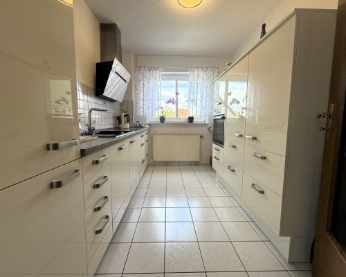 15 Einbauküche Ansicht 1