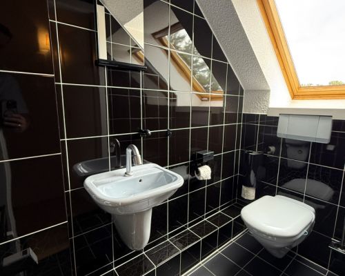 14 Gästetoilette