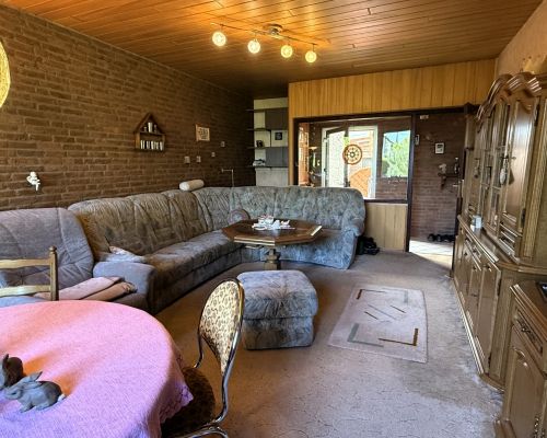 11 Wohnzimmer Ansicht 2